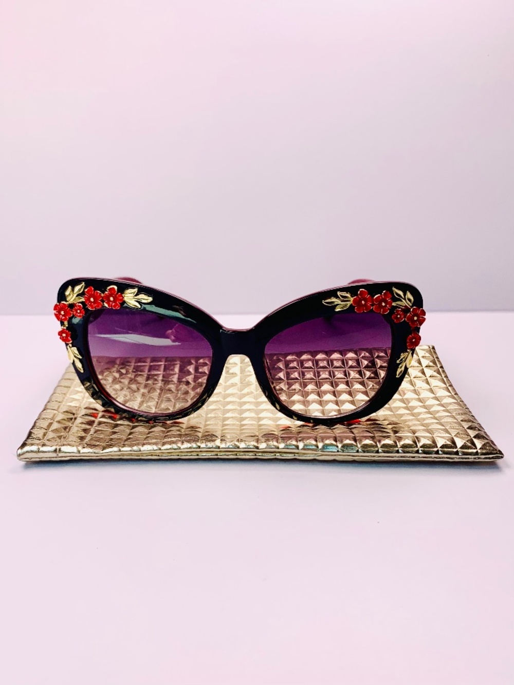 Retro 3D Floral Cat Eye Statement Sunglasses red black gold Vintage Inspired